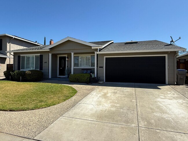 649 Gaundabert Lane
