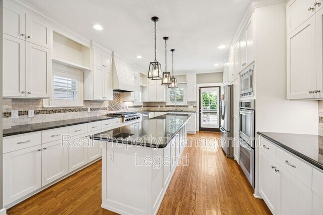 5515 Morningside Ave Dallas, TX 75206