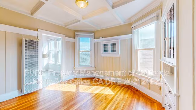 144 Grattan St San Francisco, CA 94117