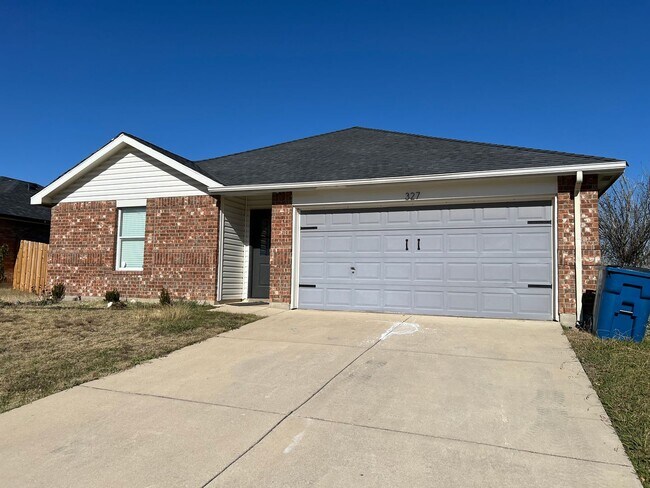 327 Quail Crossing Dr Sanger, TX 76266