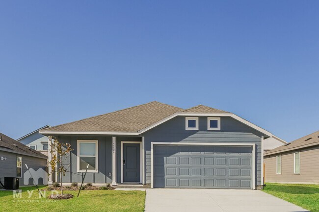 2736 Ctr Crk Ln Fort Worth, TX 76108