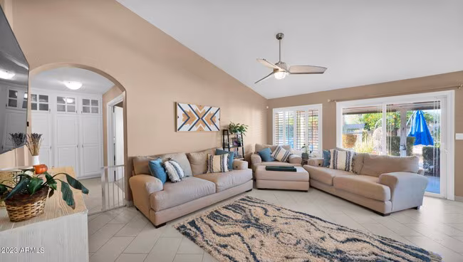 18240 N 45th St Phoenix, AZ 85032