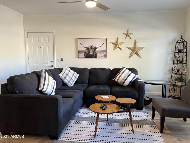 15095 N Thompson Peak Pkwy Scottsdale, AZ 85260