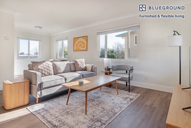 15 S Broadway Millbrae, CA 94030