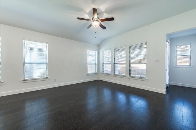 2260 Bower Lane