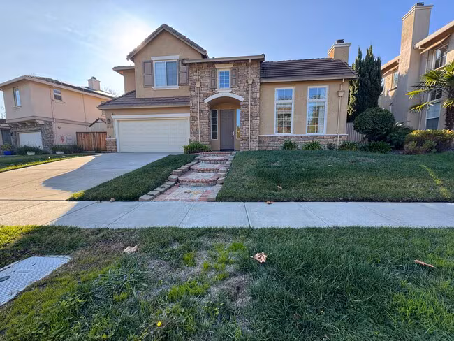 37815 Fernwood Ct