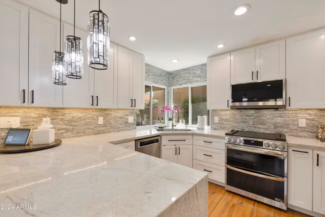 10065 E Mission Ln Scottsdale, AZ 85258