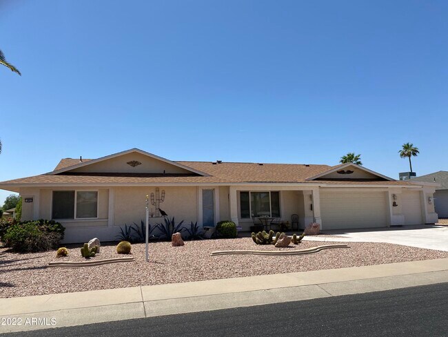 9807 W Mockingbird Dr Sun City, AZ 85373