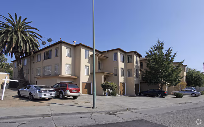 3104-3112 14th Avenue