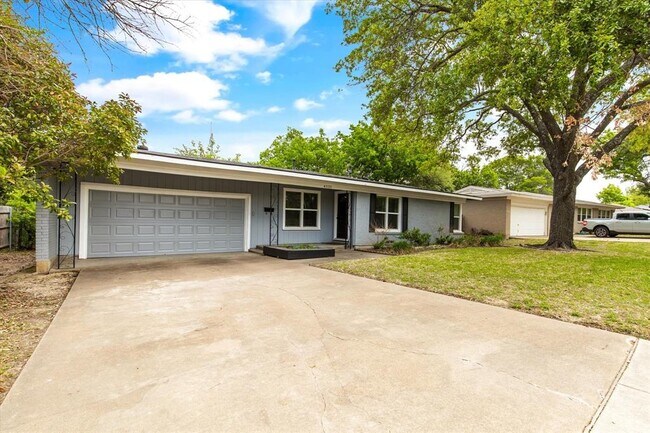 4525 Selkirk Drive