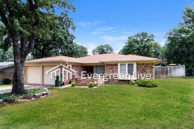 4203 Blossom Trail