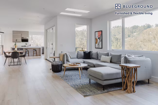 6380 Westover Dr Oakland, CA 94611