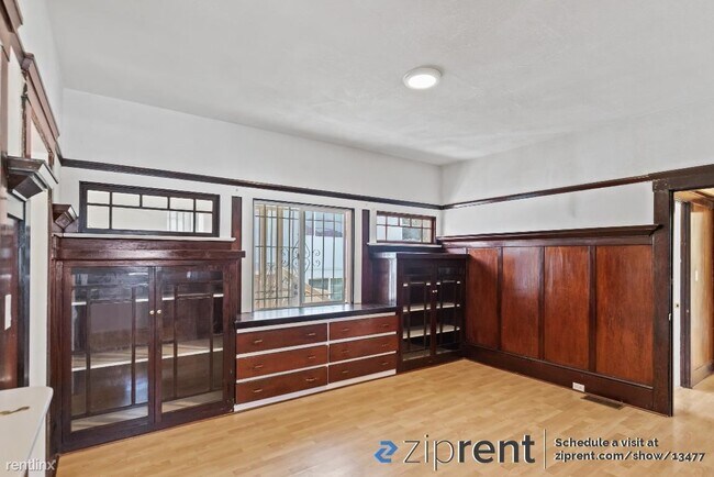 1104 East 24th Street