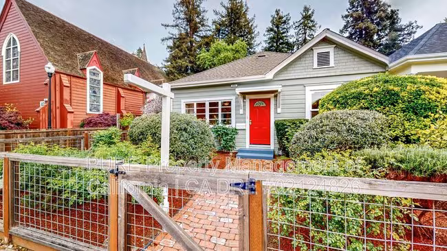 484 Sonoma Ave Santa Rosa, CA 95401