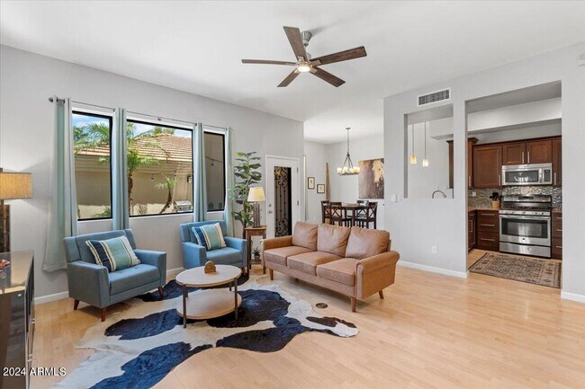 8270 Hayden Rd Scottsdale, AZ 85258