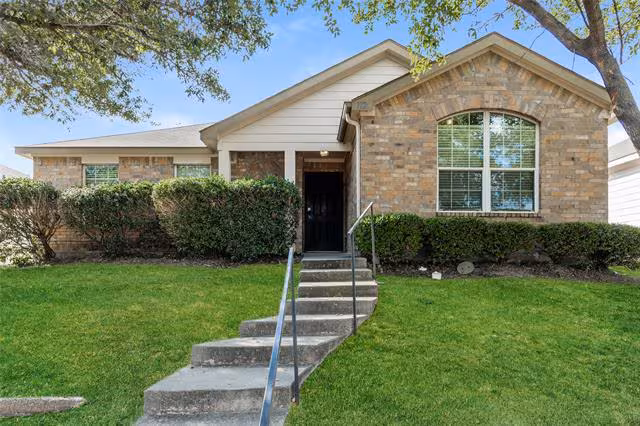 112 Bushel Ln Dallas, TX 75241