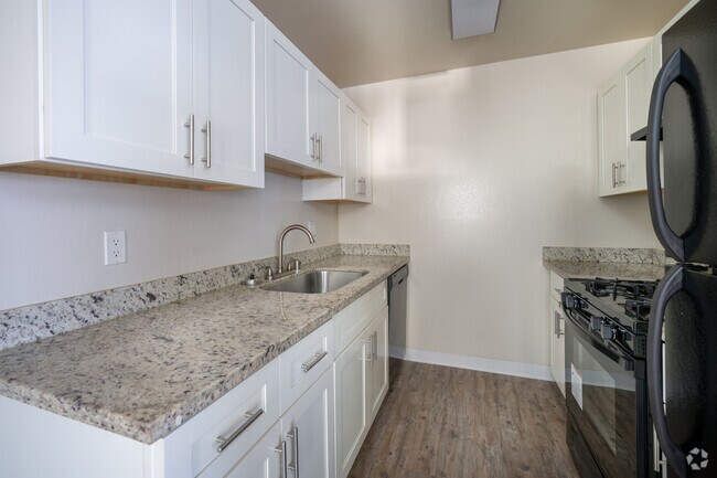 Kingston Place Apartments