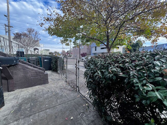731 Willow St Oakland, CA 94607