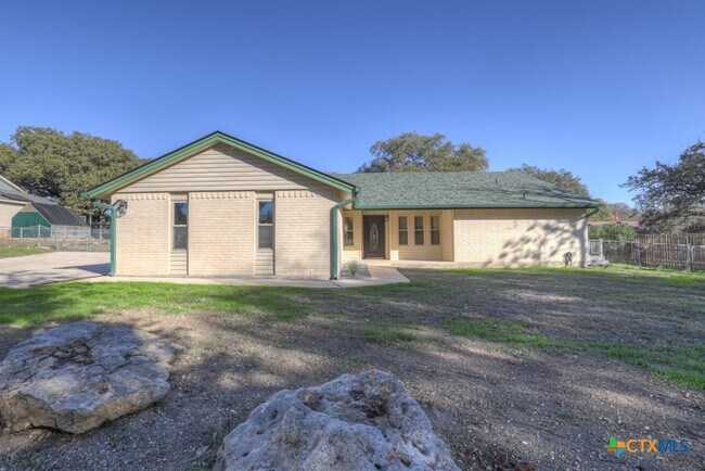 1260 Flaming Oak Dr New Braunfels, TX 78132