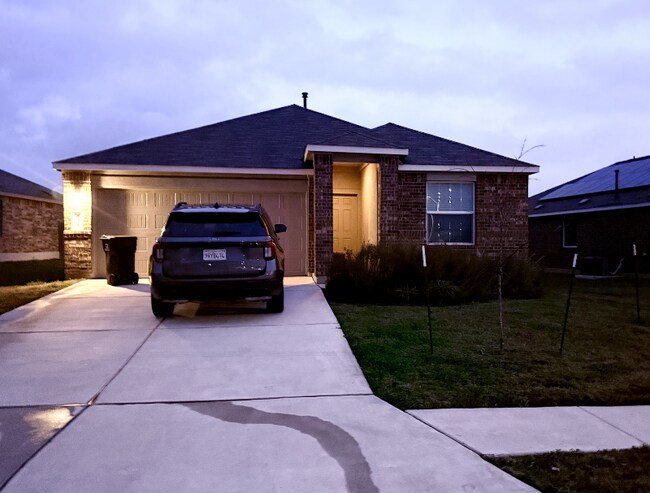 404 Golden Grove Pkwy San Marcos, TX 78666