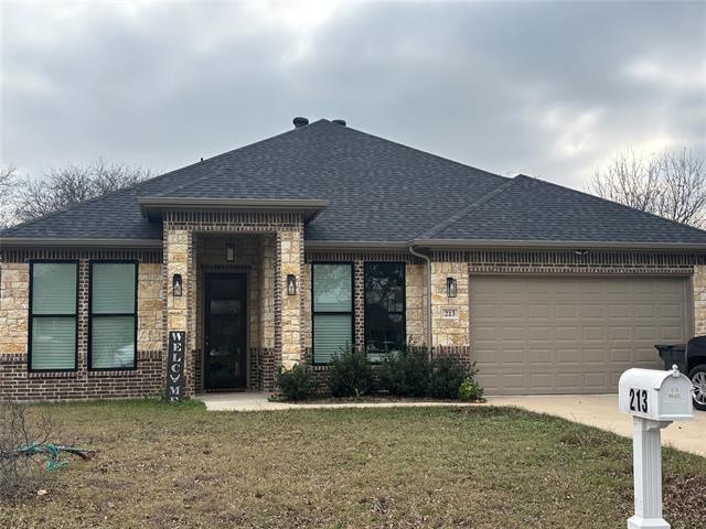 213 Sperry Ln Red Oak, TX 75154