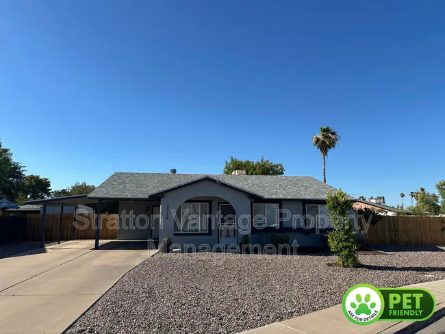 2024 W Posada Cir Mesa, AZ 85202