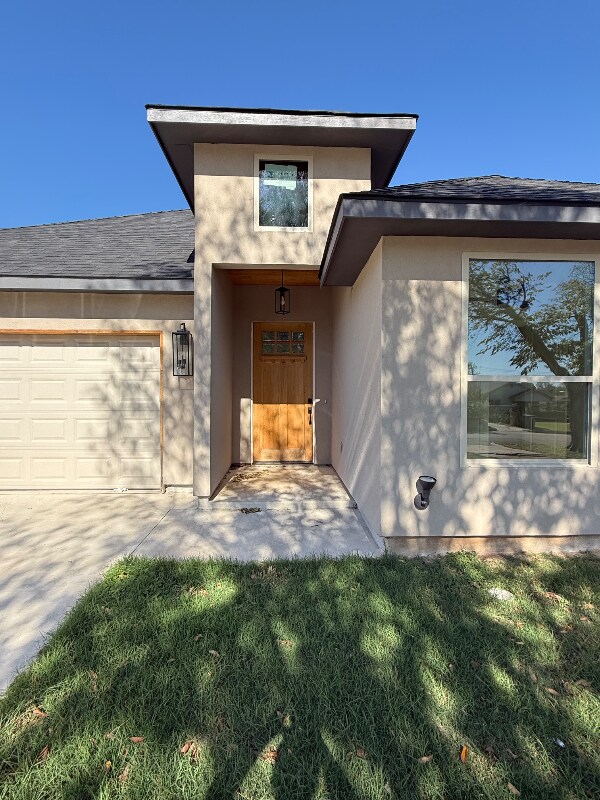 5728 Donnelly Ave Fort Worth, TX 76107