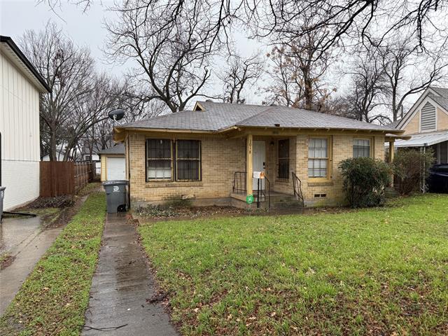 1018 East Waco Avenue