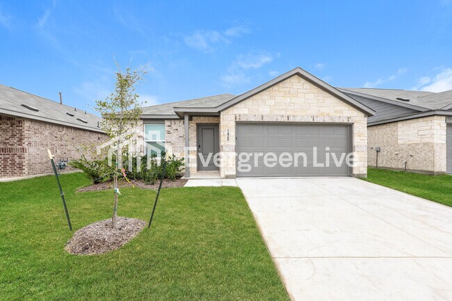 1428 Merlin Blf St Forney, TX 75126