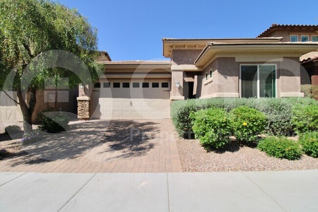 4618 E Walter Way Phoenix, AZ 85050