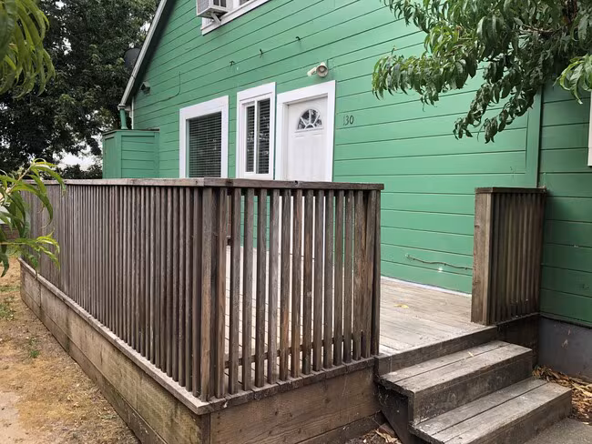 130-142 Underhill Dr Napa, CA 94558
