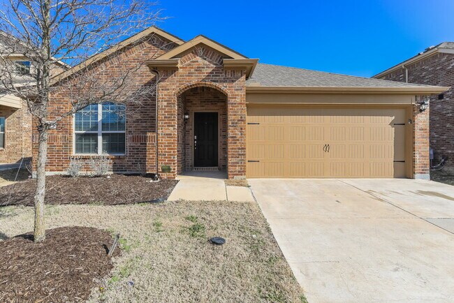 806 Platinum Dr