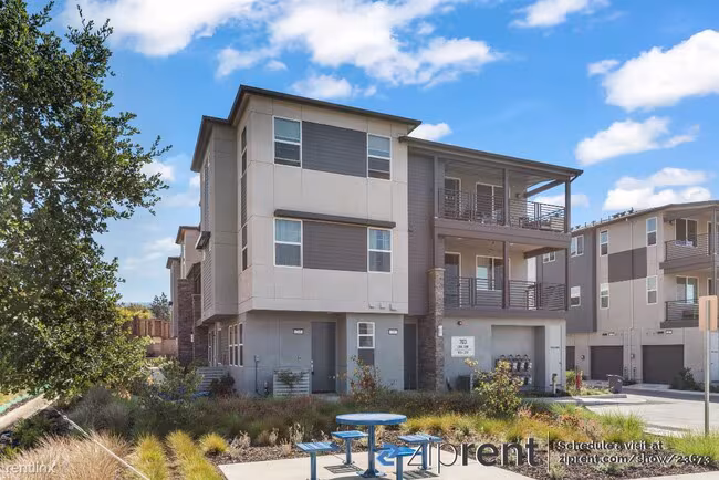 733 Delve Court