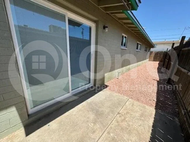 1717 N 42nd St Phoenix, AZ 85008
