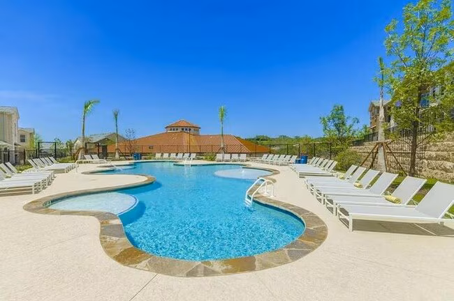5313 Serene Hills Dr Austin, TX 78738