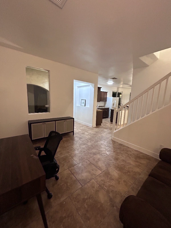 5117 S 15th Pl Phoenix, AZ 85040