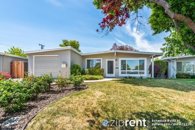 789 Manzanita Avenue