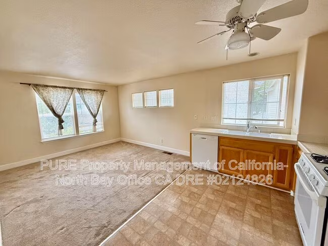 565 Jorgensen St Cotati, CA 94931