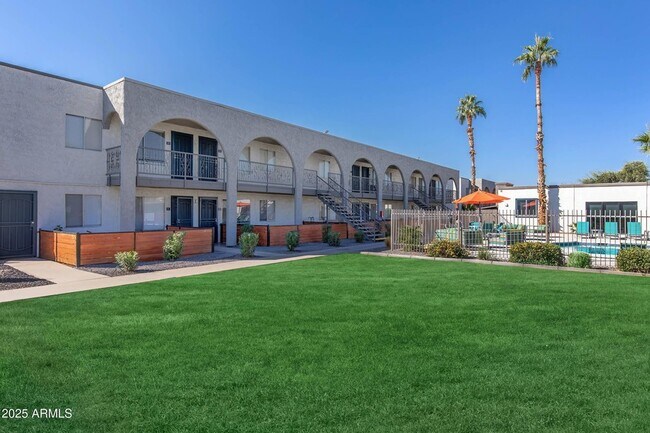 10860 N 85th Ave Peoria, AZ 85345