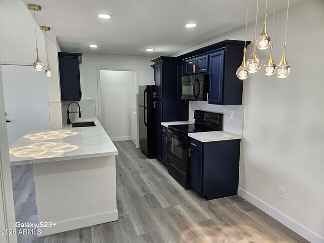 623 W Guadalupe Rd Mesa, AZ 85210