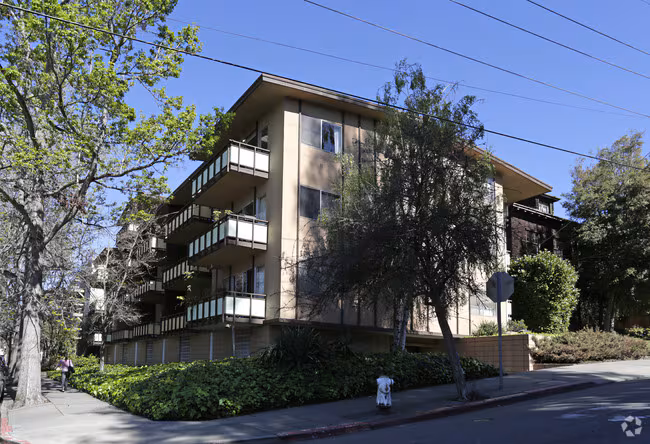 128 Santa Alicia Drive, LLC