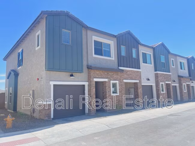 28065 N 28th Dr Phoenix, AZ 85083
