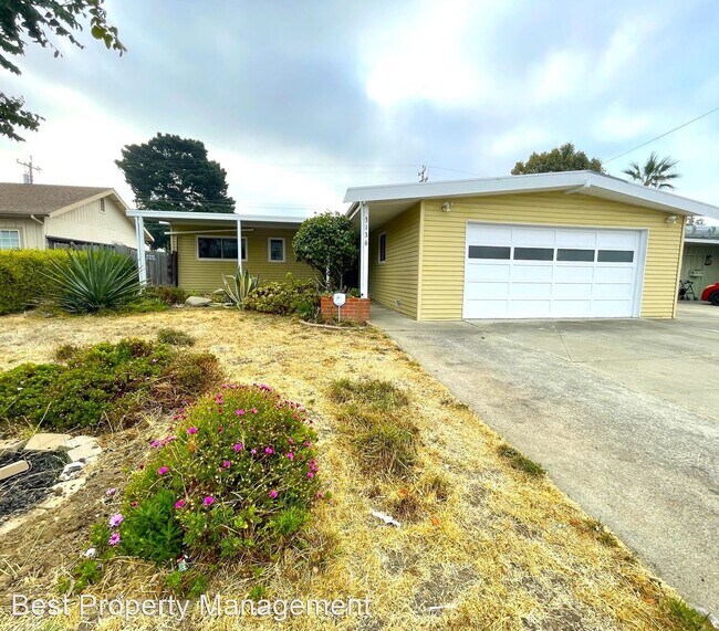 3136 Mission View Drive