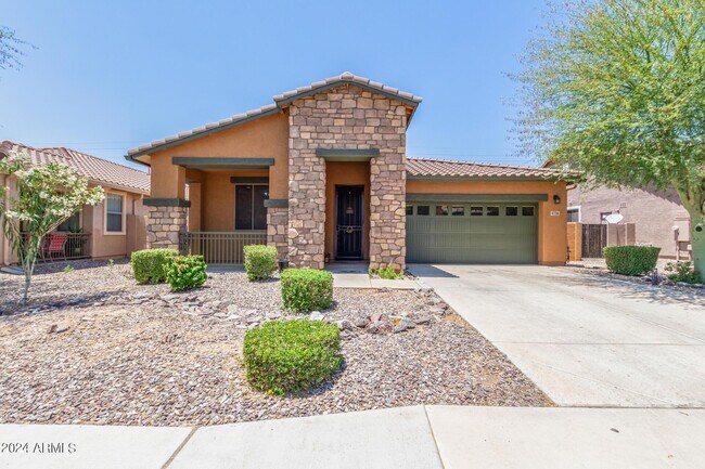 4706 S Twinleaf Drive