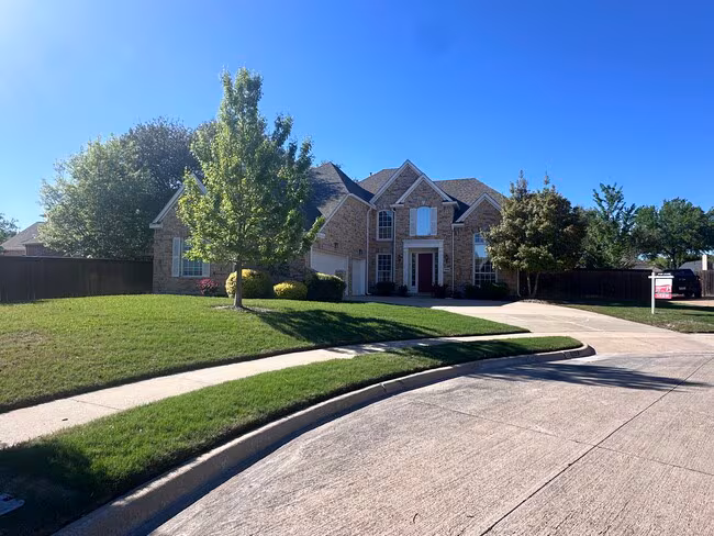 602 Signet Court