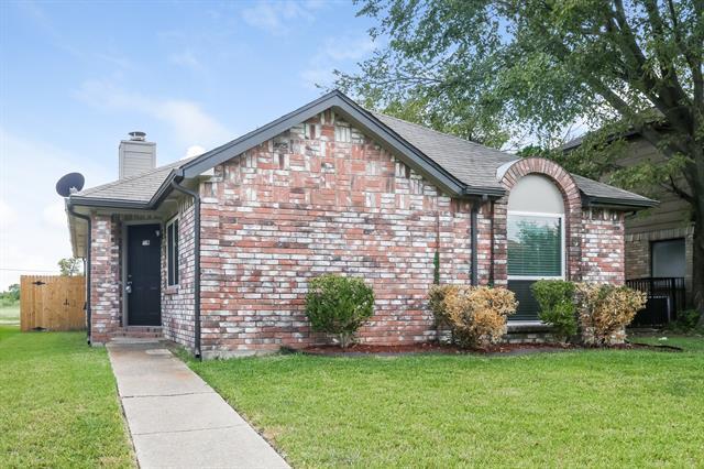 1144 Paintbrush St Mesquite, TX 75149