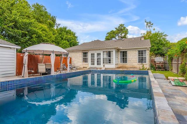 2240 Lawndale Drive