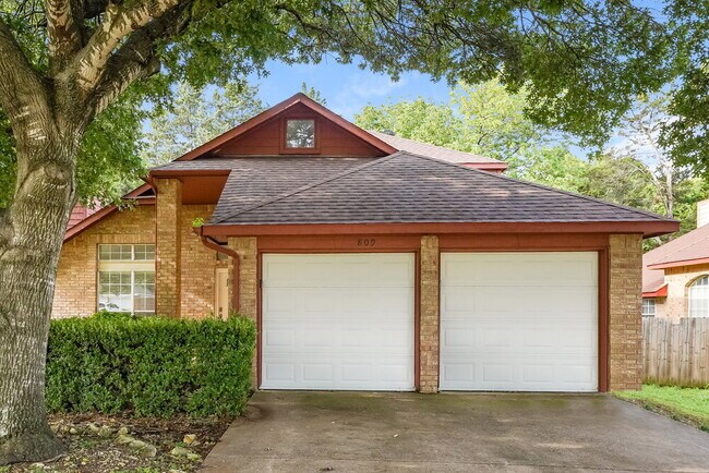 809 Clover Hill Lane