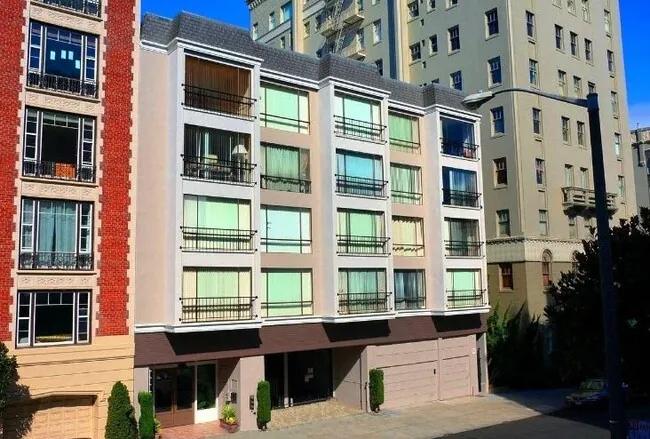 2120 Pacific Ave San Francisco, CA 94115