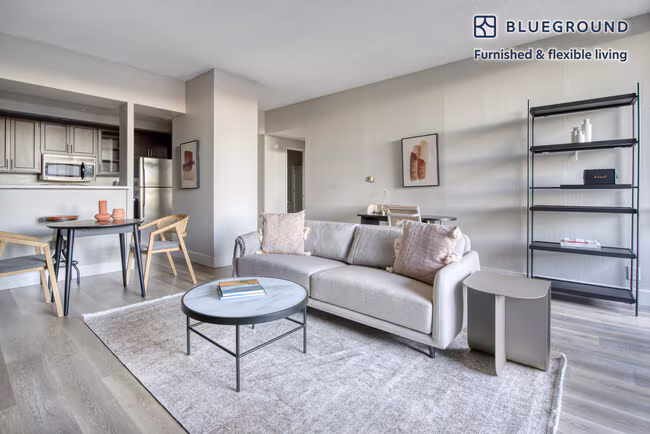501 Forest Ave Palo Alto, CA 94301